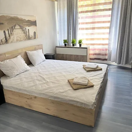 Urban Bloom Apartman